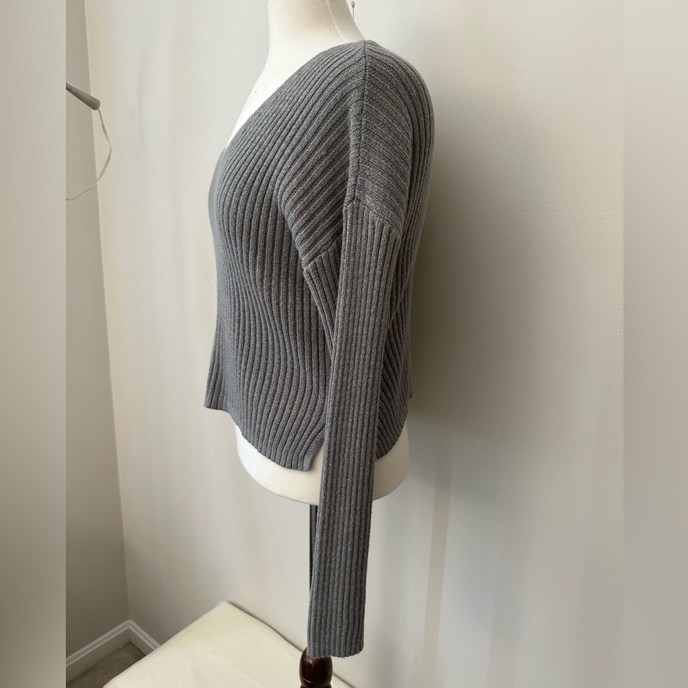 Wild Fable Sweater Size L , GUC - Picture 5 of 5